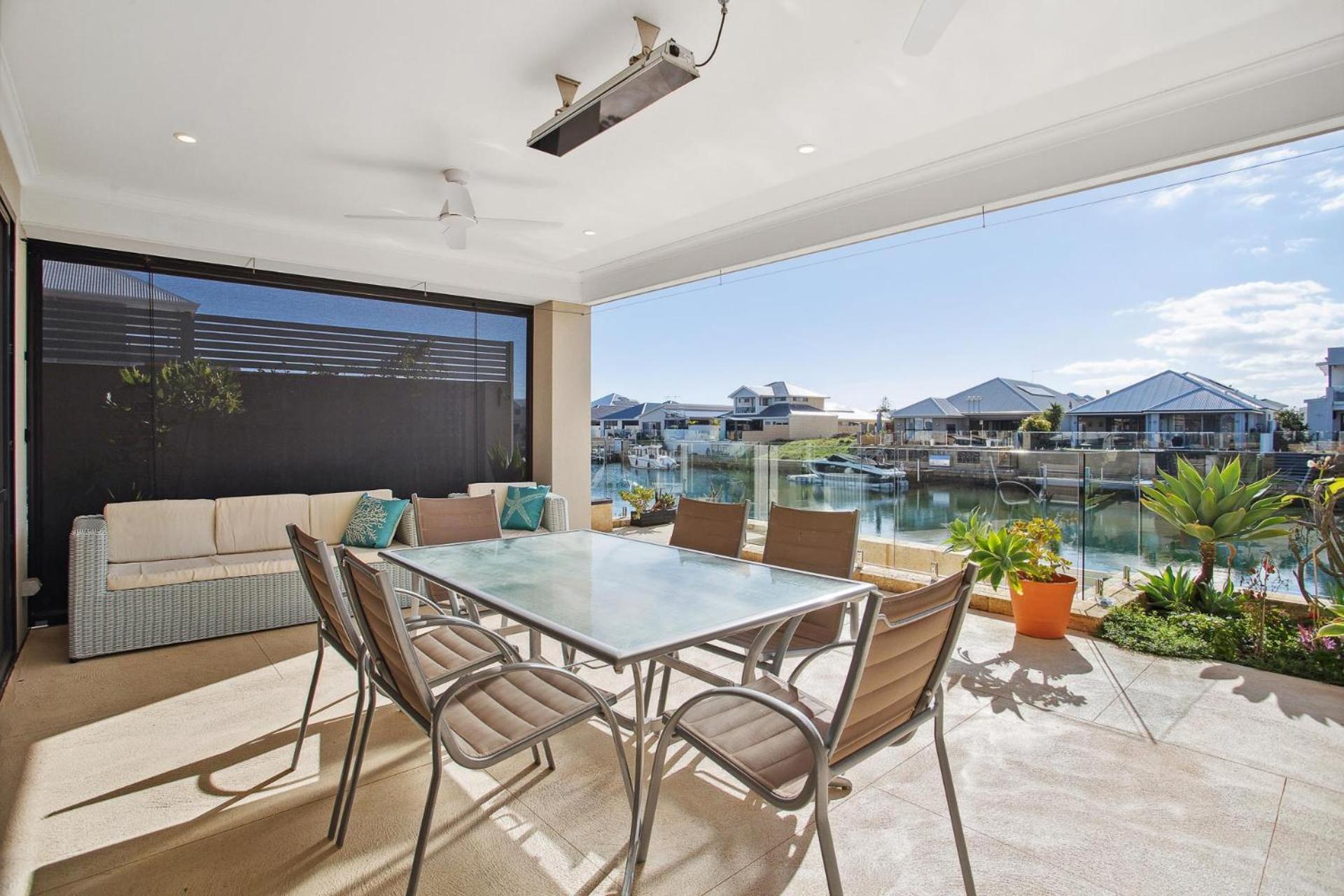 Luxury Waterfront Canal Estate With Private Jetty Villa Mandurah Exterior foto